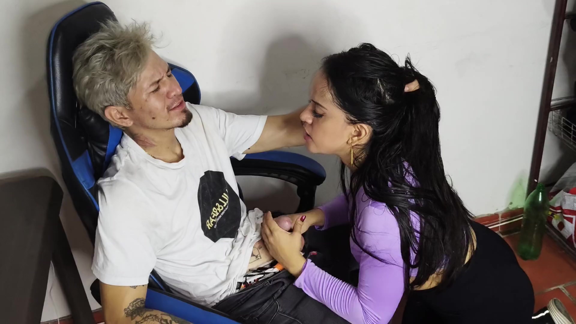 Mi Secretaria Me Da Su Culo Para Aumentarle El Sueldo