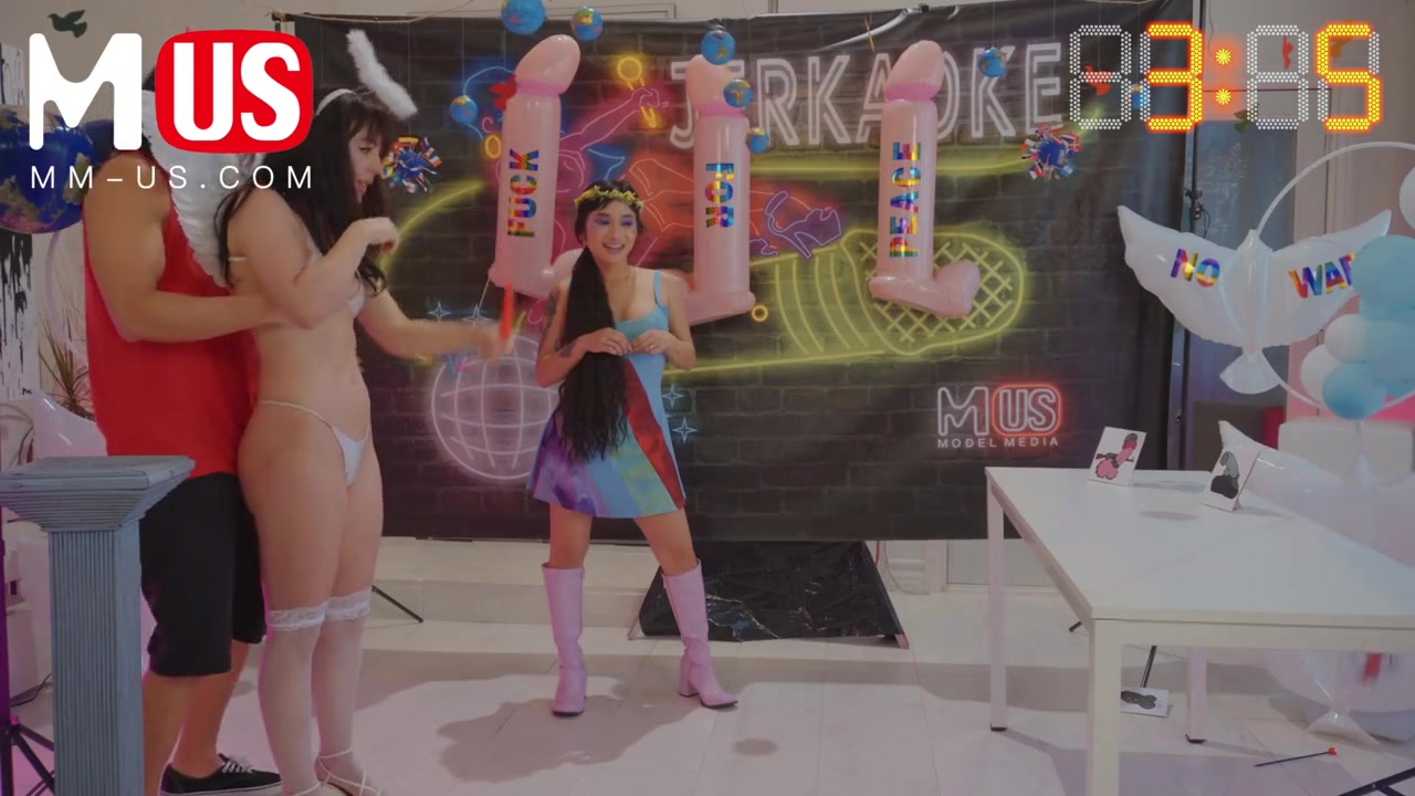 Jerkaoke - Whitney Wright and Leo Vice Fuck Each Other And Play Games
